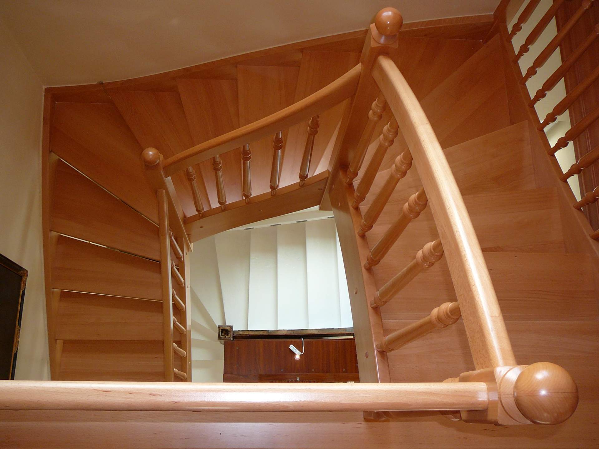 2x1/4 lomené schodiště