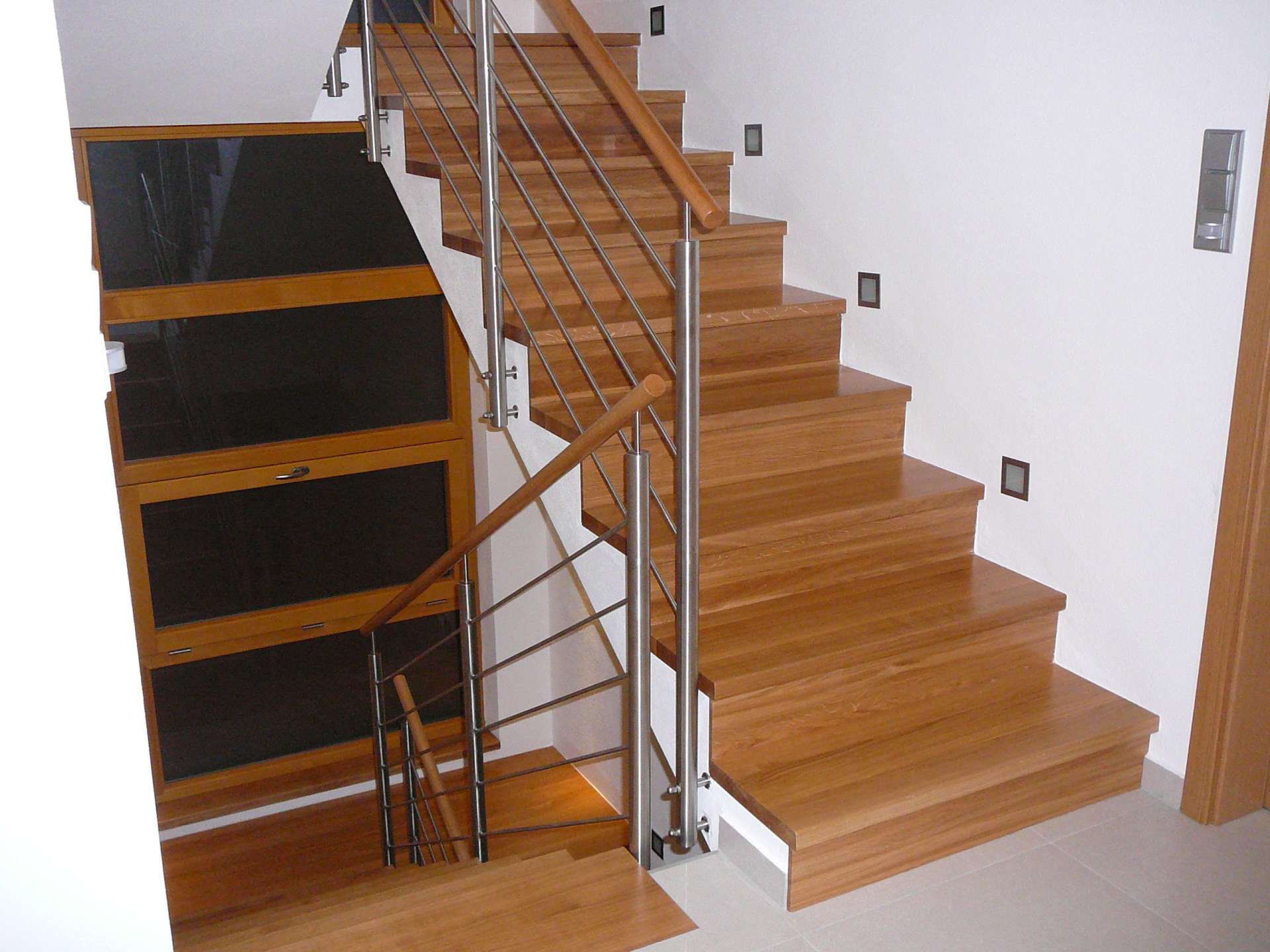 Podestové schodiště