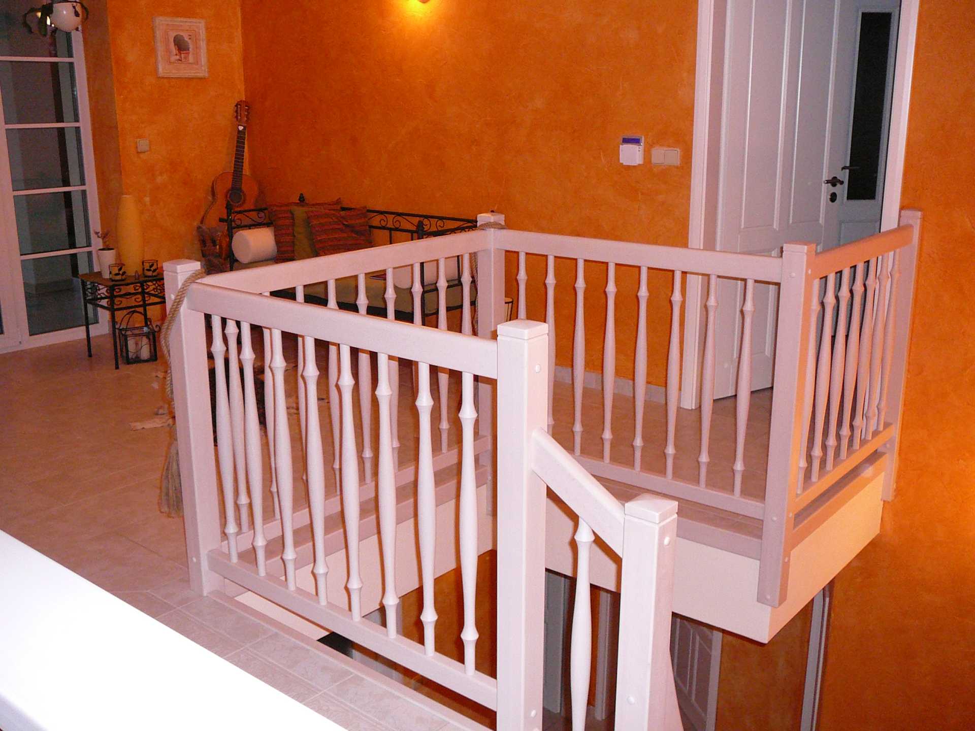 Zábradlí celodřevěné